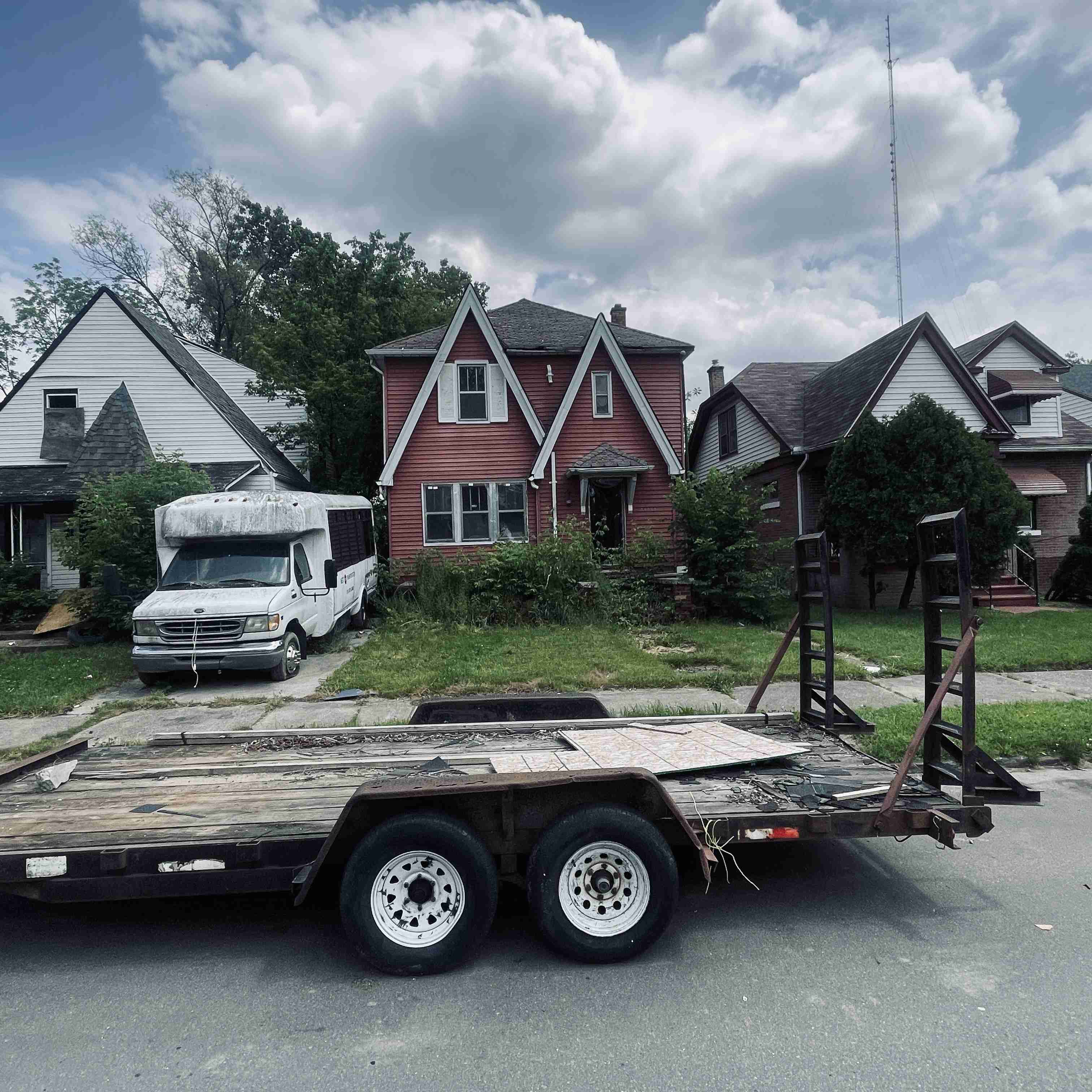 14044 Roselawn (2).jpg